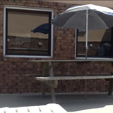 Sandpiper Motel Atlantic Beach Bagian luar foto